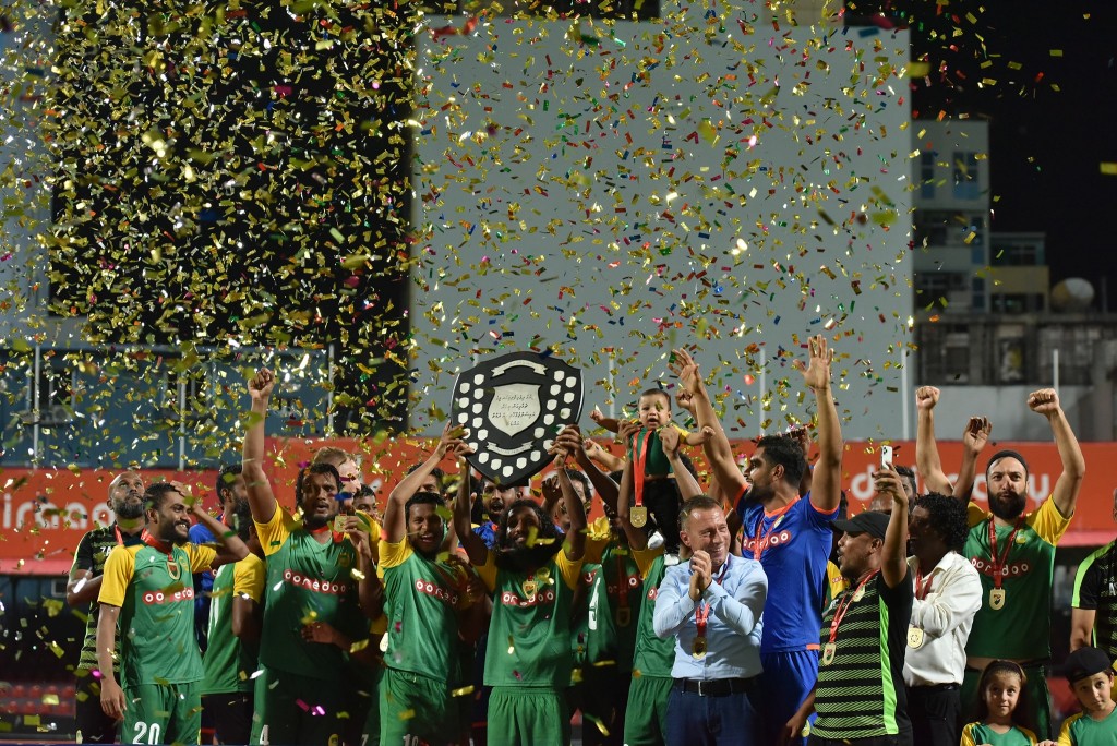Club thah maaleegothun baaruveri kuruvun,  Association thakuge zinmaaehbbaa?
