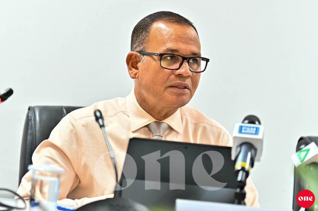 Magu bahthithah rangalhu kuran dhin muhdhathu ithuru kuran mashvaraa kuranee