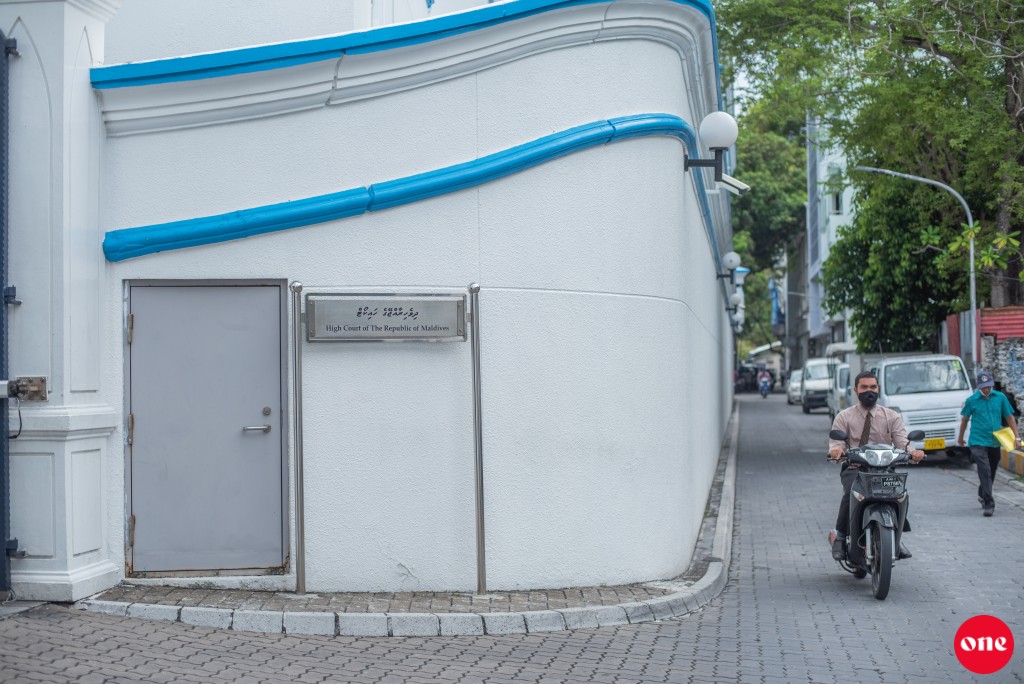 12 aharu kurin Environment Ministry inn behi kalhu hann nulibunu 17 meehakah hann dheyn hukumkoffi