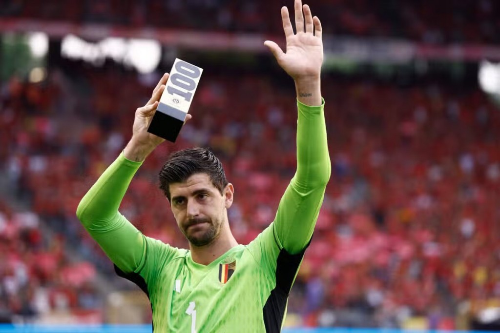 Mihaaru huri coach huttai dhen Belgium ah nukulheynan: Courtois
