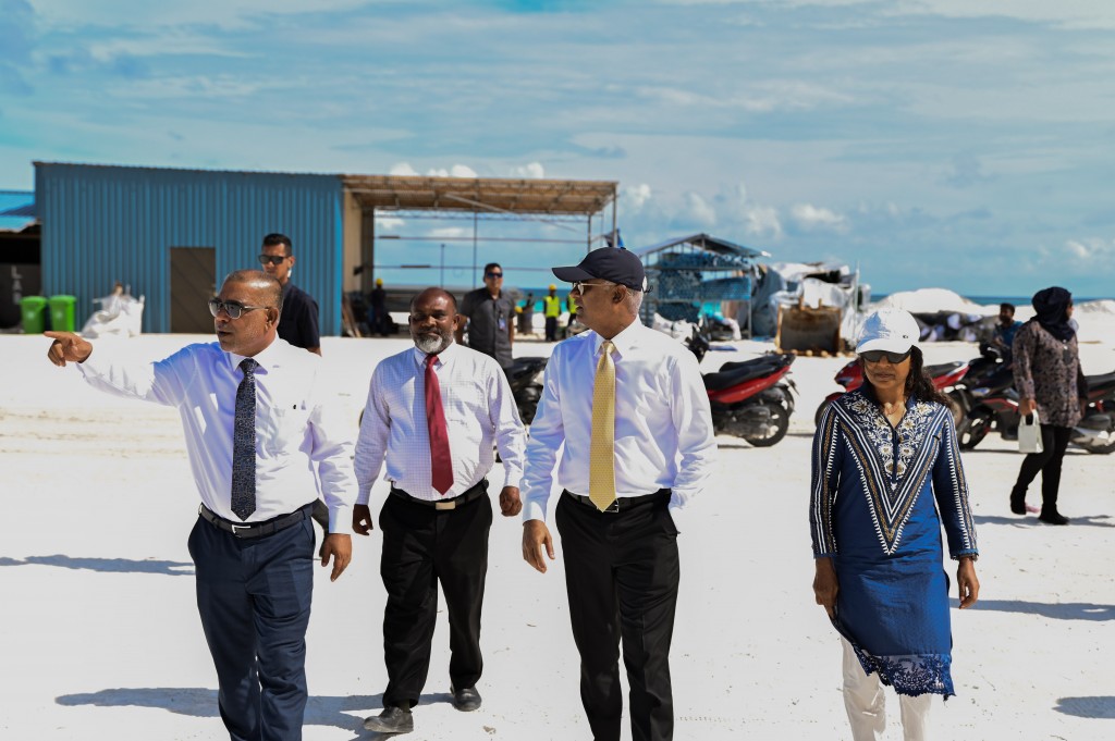 F. Atholhah kurehvi dhathurufulhah fahu Raees Male' vadaigenfi