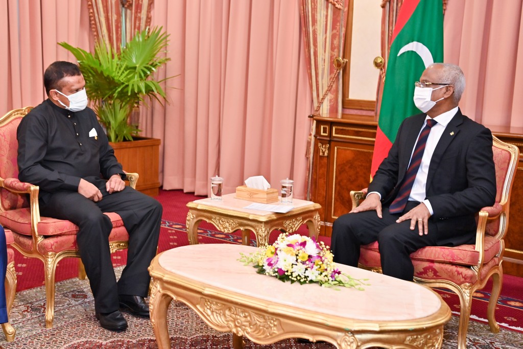 President Solih proposes to waive off visa fees for Maldivian students