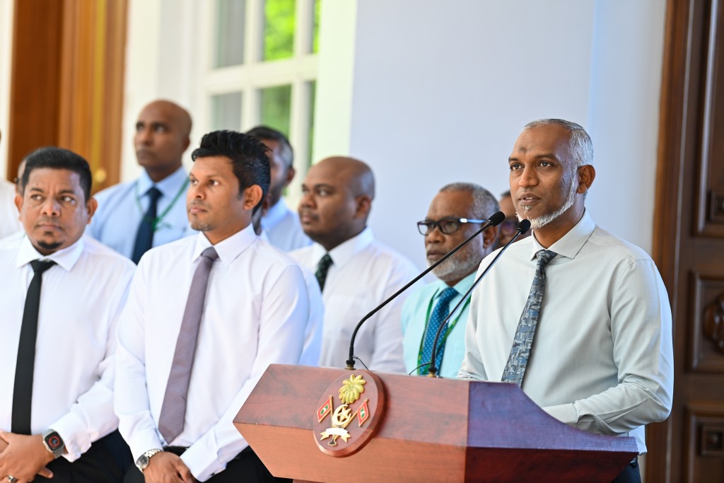 Natheejaa nerumah masahkkai kurumah raees ofeehuge muvahzzafunge kibain Raees edhivadaigenfi