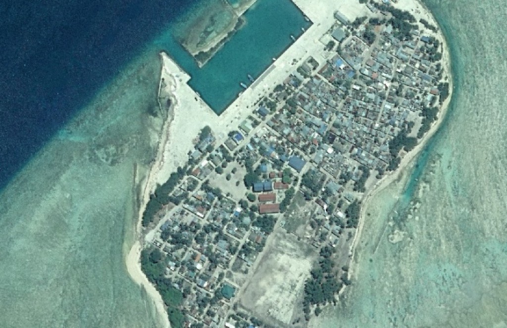 Foreigner in home quarantine at Thimarafushi tests positive