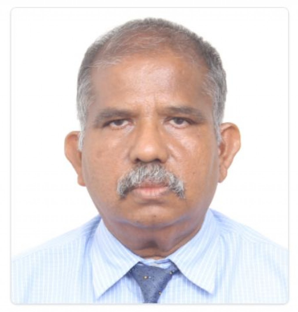 Maldives marine research institute ge deputy director general Shakeel niyaavejje