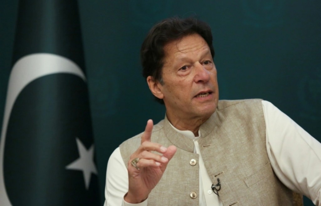 Adhuge dhuniye: Pakistan ge ehvves boduvazeerakah dhauru furihamaeh nukurehvve'eve.
