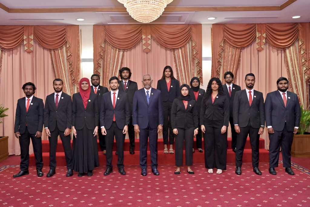 Raees ah lafaa dhey zuvaanunge committee ifthithaah koffi