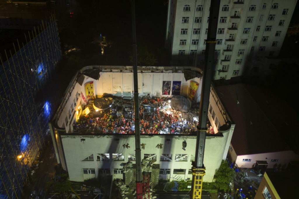 China school ehgge furaalhu vehtti 11 meehun maruvehjje