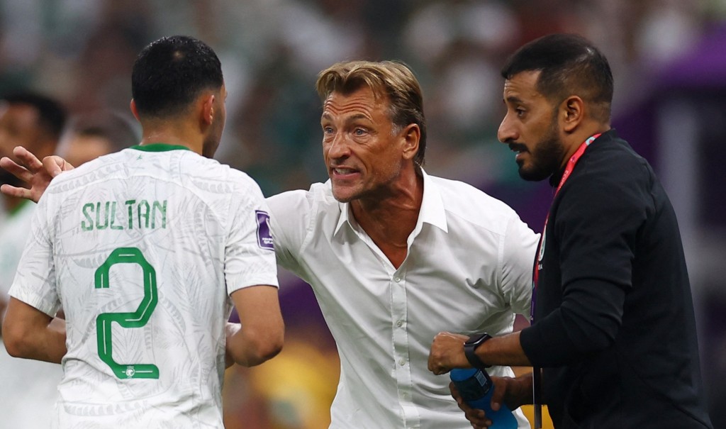 Saudi coach bunee gadha 16 haggu noon kamah, Mexico fail vumun Tata team ah Tata kiyaifi