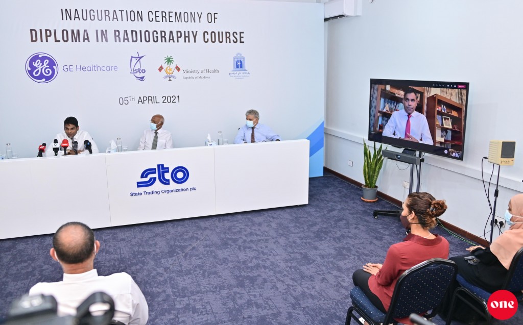 #OnePhoto : STO aai MNU gulhigen Radiography ge thamreenu programme eh feshun