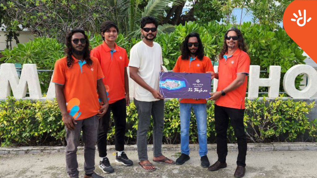Dhiraagu TV aai high speed fiber internet ge hidhumaiy Mahibadhoo ah