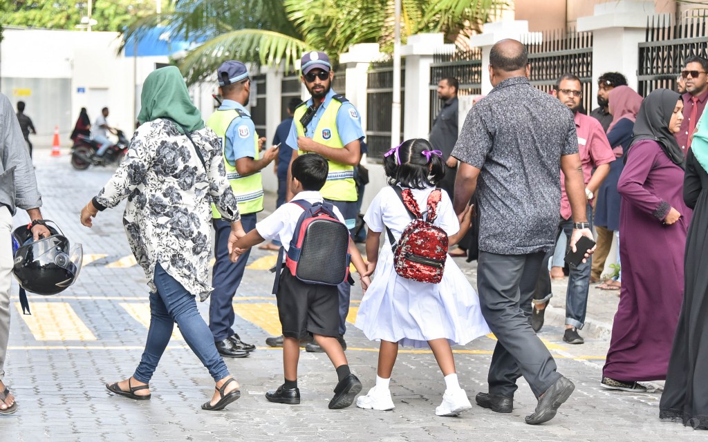 Maldives Medical Association recommends temporarily closing down schools