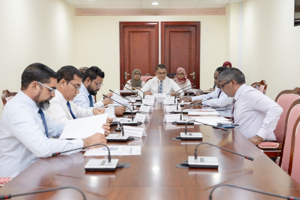 Umurun 70 aharu vandhen parliamentary services gai hureveygothah gavaaidhu badhalukoffi