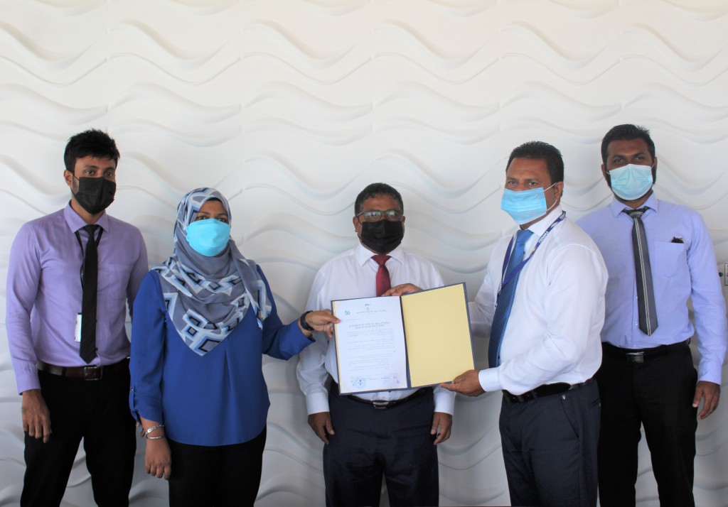 Komandoo gai 25 tonne ge ice plant eh alhan Fenaka ah