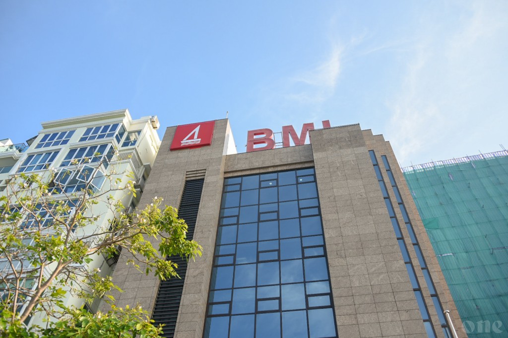 Beyruge transfer platform thakun libey faisaa dhen jamaavaanee rufiyaa account thakah: BML