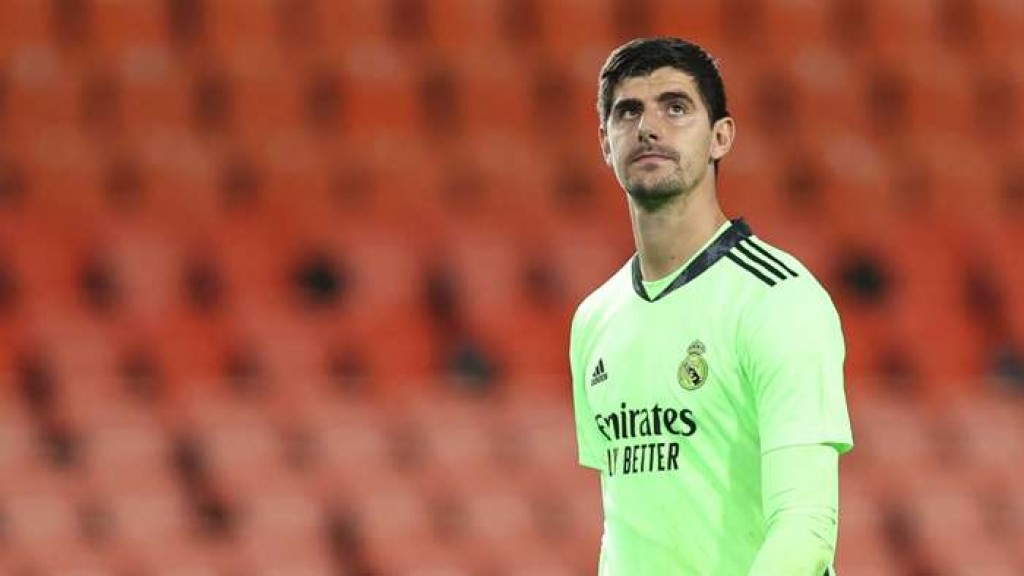 Bodu bayyaaeku Courtois ge rulhi VAR ah