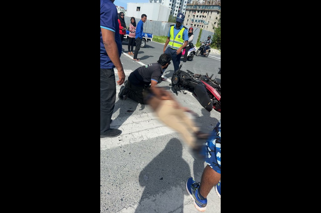 Hulhumale' gai Cycle akaai Bus eh jehi hingi accident gai zuvaanakah aniyaave faruvaadhenee