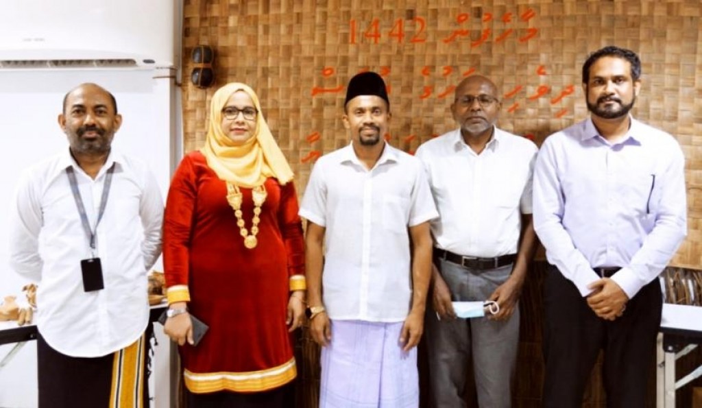 Avid college ge mi aharuge convocation December mahuge 26 gai