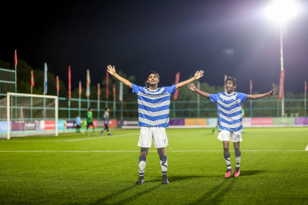 Ruvaau ge 4 goal aaeku Kalaidhoo balikoh, Dhanbidhoo school in ummeedhu dhamahattaifi
