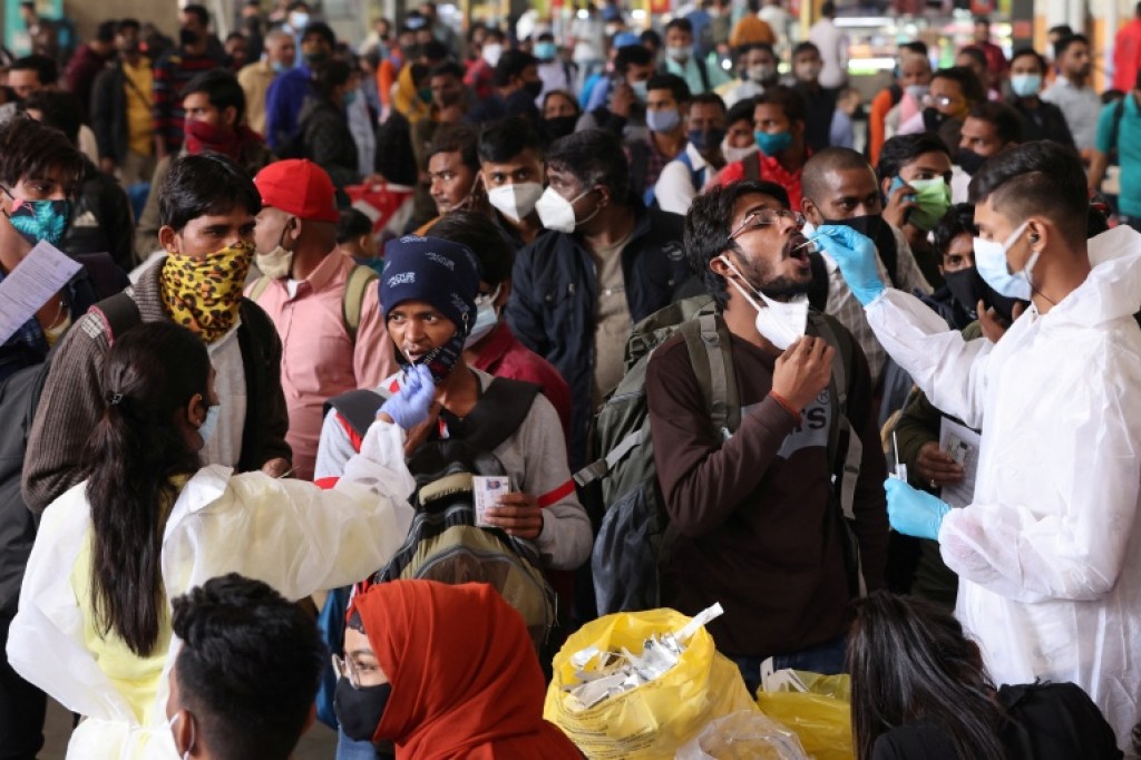 India's Omicron wave may intensify in coming weeks: Experts