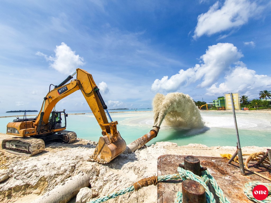K. Guraidhoo bin hihkumaai gondu dhoh himaayaiy kurumuge masahkaiy fashaifi