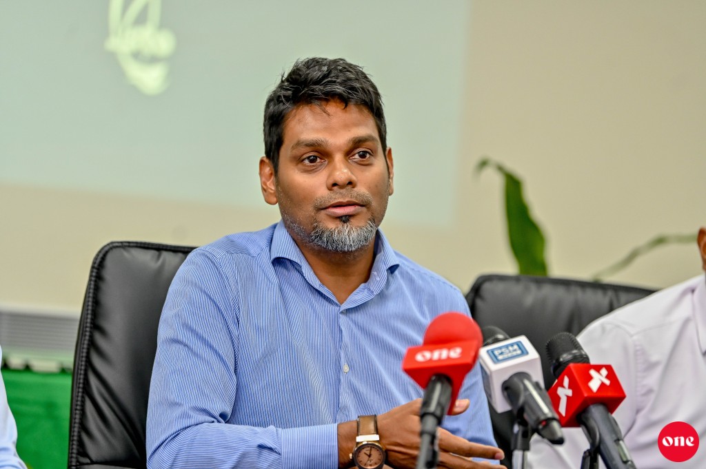 Dhekunugai dhaaimah beys kaan jehey 8,000 ahvure gina meehun ulhey, emme ginaee Kolamaafusheegai: Amru