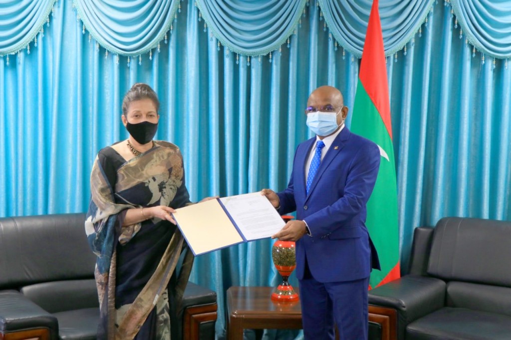 WHO Representative makes introductory call on Foreign Minister Shahid