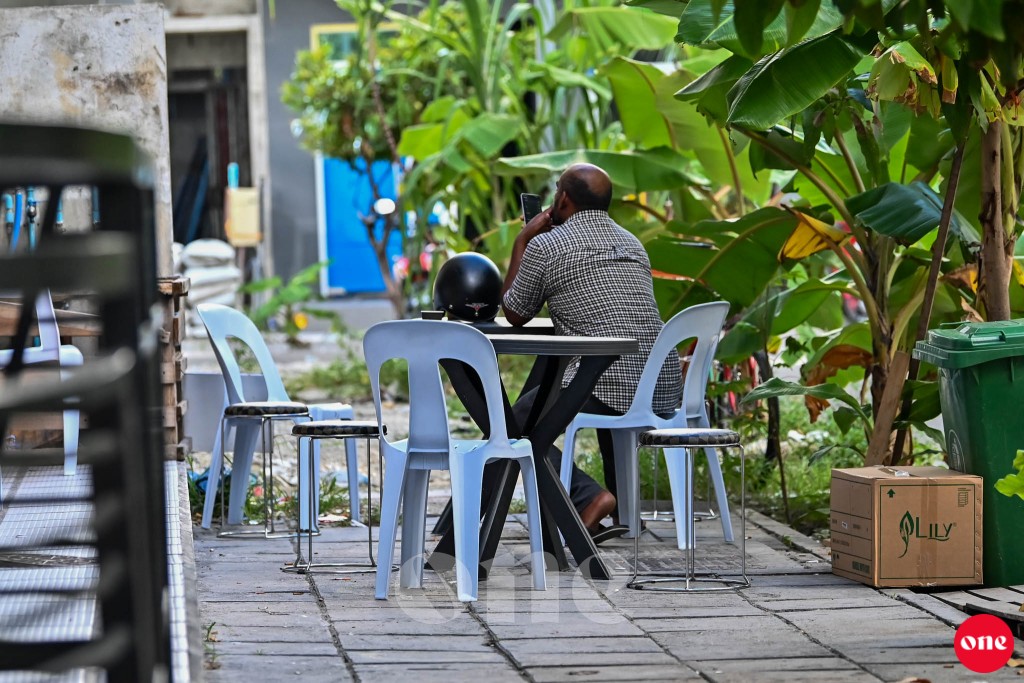 Kaigen bilu nudhakkai filan ulhumun hayyaru, bunee e'ee banduhaivegen kamah