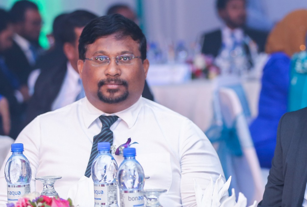 Fandiyaaru Ali Rasheed sharee'athah vadainugen 