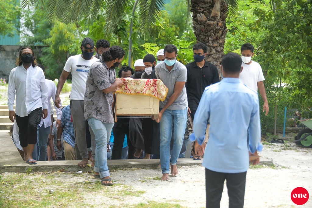 Yamen Yasir ge maru: Shareeatheh nethi bandhugai 3 aharu, Dhivehi anbakaai Dhivehi dhariyakuves eba huri!