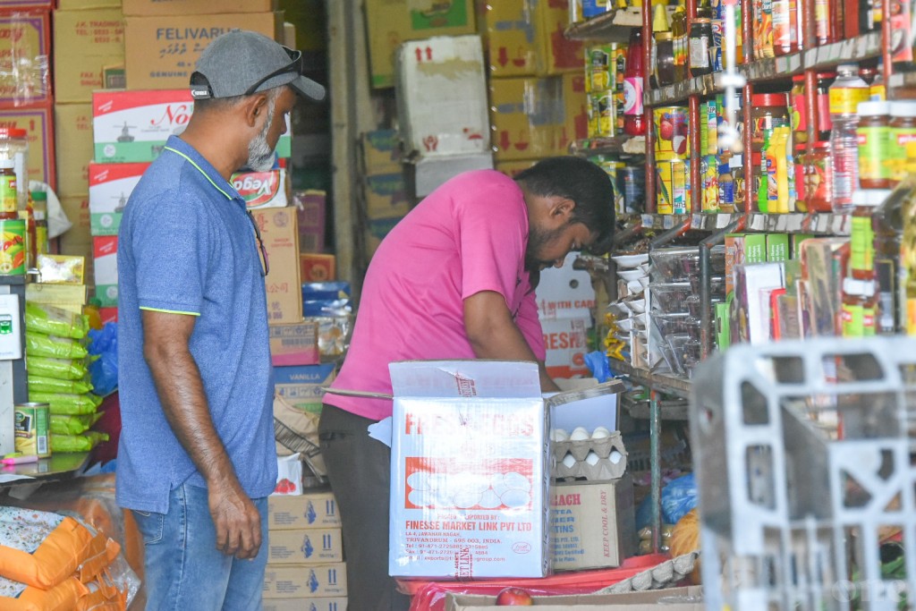 Male'ge fihaarathakun kuni bis vikkaa massala fenmathivejje