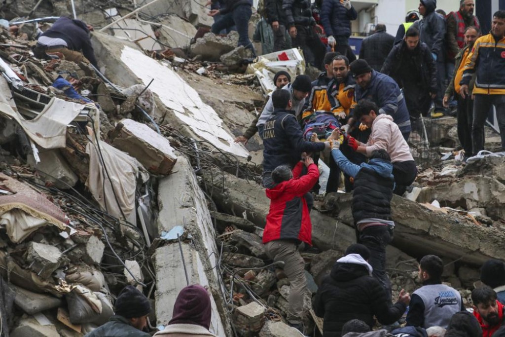 Turkey-Syria binhelun: Maruvi meehunge adhadhu 11,100 ahvure matheegai!