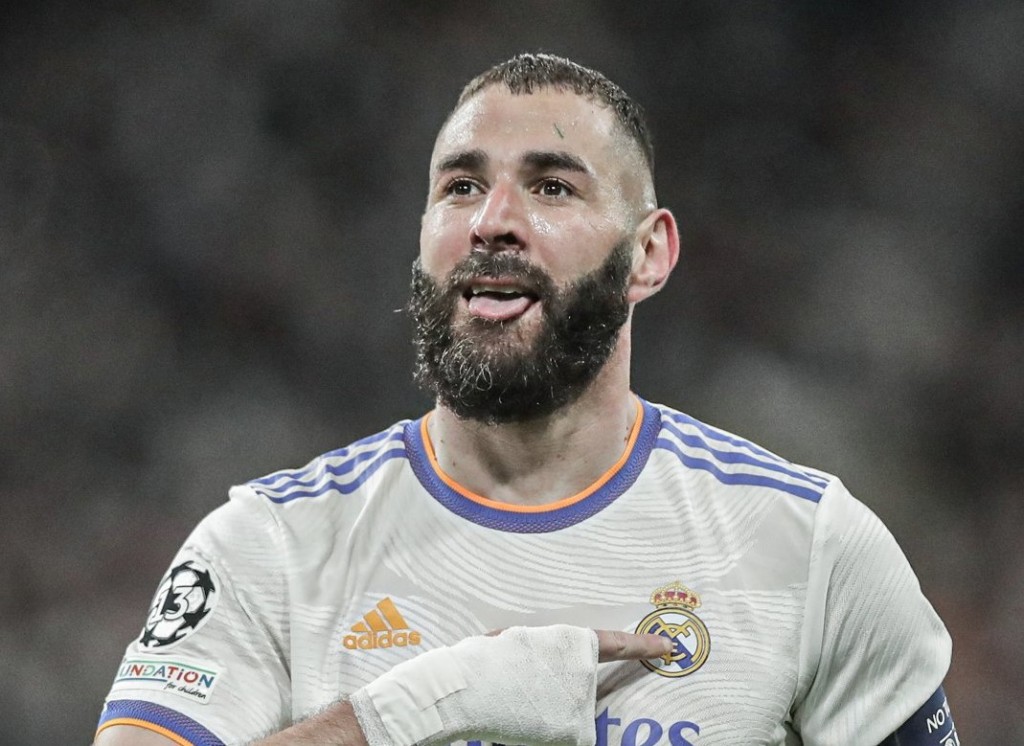 Benzema ge hattrick aaeku Real in champion Chelsea balikoffi, Bayern ah ''shock'' bayyeh