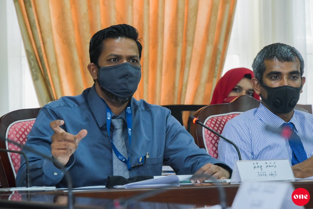 #OnePhoto: Rayyithunge majileehuge maaliyyathu committee ge 41 vana bahdhaluvun