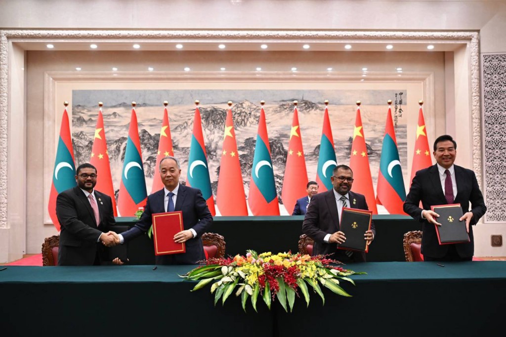 Dhivehi sarukaarun China aa eku 20 ehbasvumehgai soikoffi