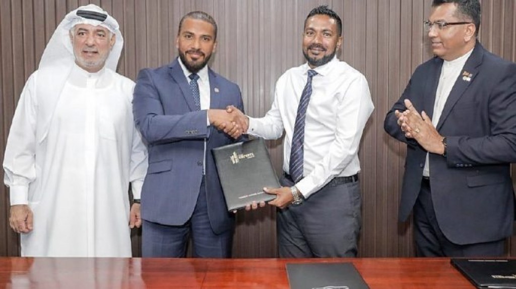 Raajjey gai helicopter ge hidhumaiy dheyn regional airports company in shauguverikan faalhukoffi