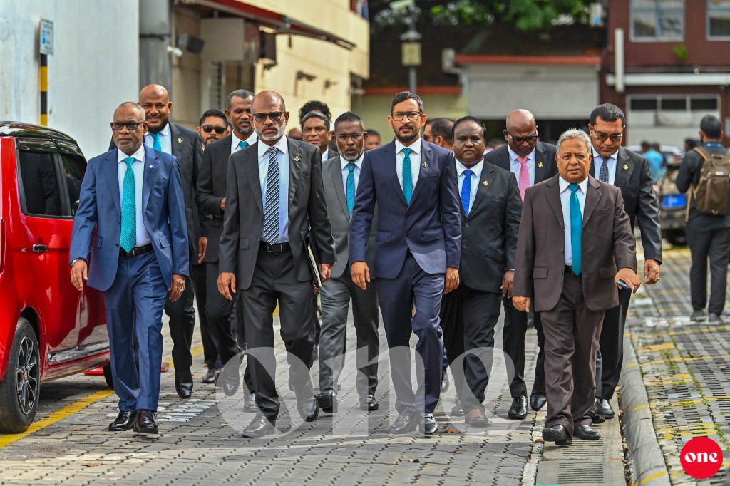 One Photo: 20 vana Majlis ah hovunu members huvaa kurumah Majlis ah vadaigathun