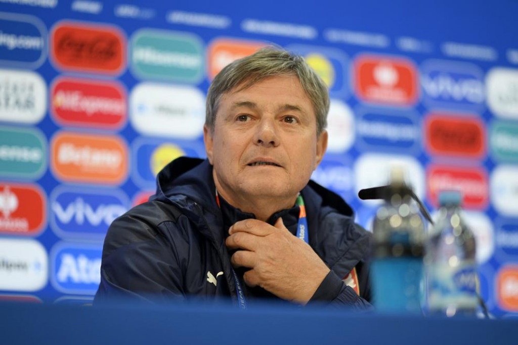 England aa kurimathilaan thayyaaru: Serbia coach