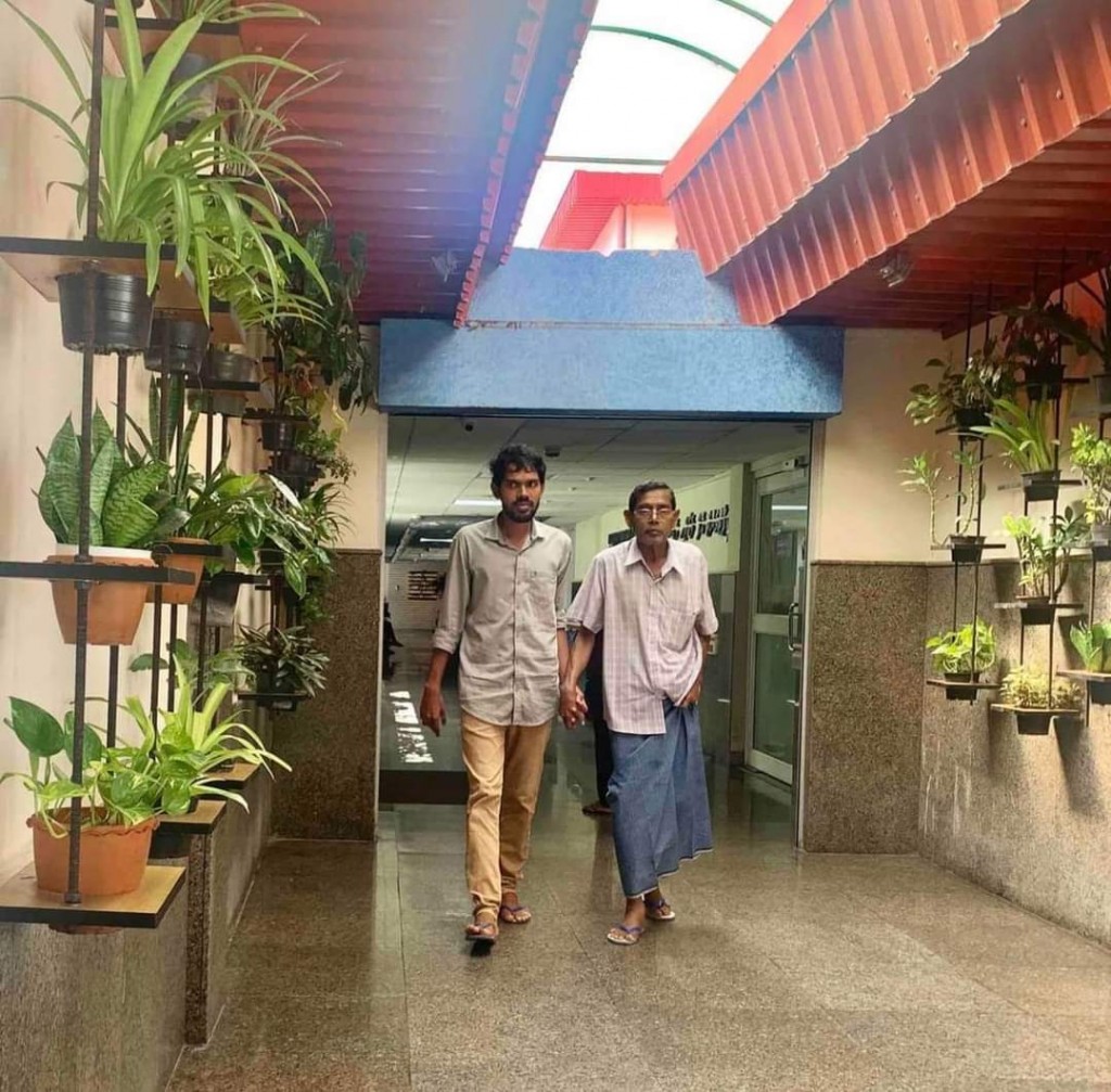 Rayyithunge haassa majileehuge B. Atholhuge kureege member Jaleel avahaara vejje