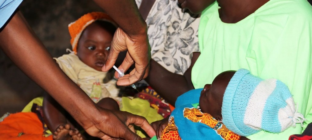 Dhuniyeygai furathama faharah kudakudhinnah Malaria vaccine dhinumuge program eh fashaifi