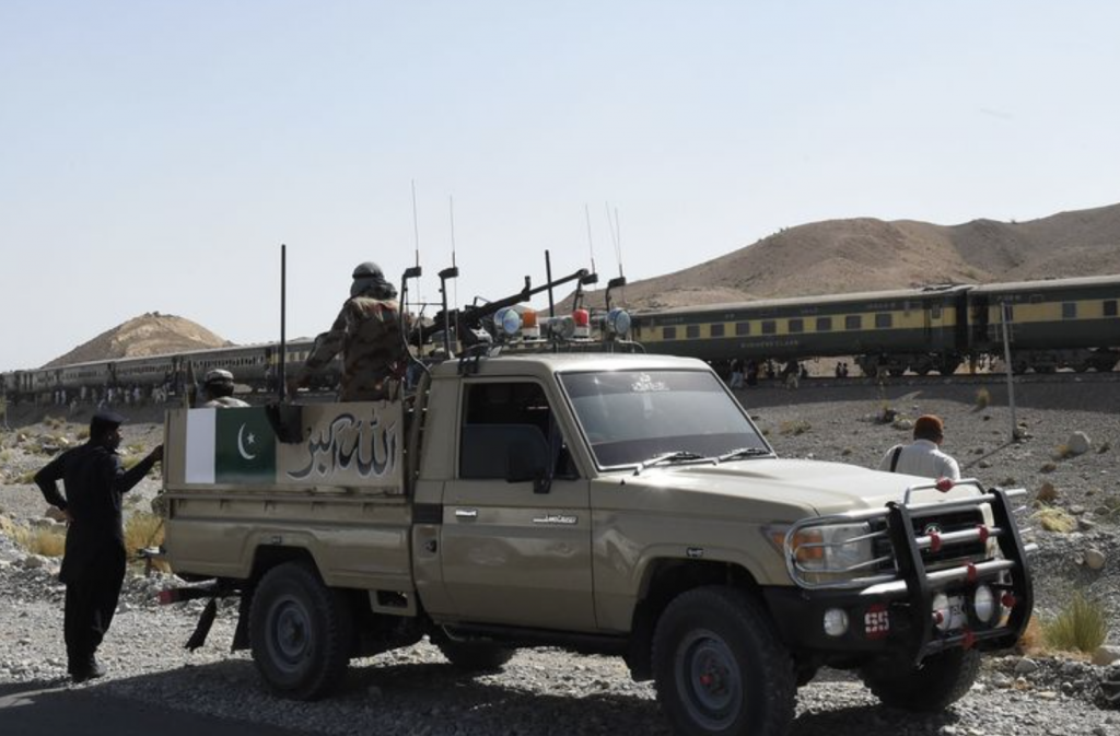 Pakistan ge reyleh hijack kohh 10 meehun maraalaifi