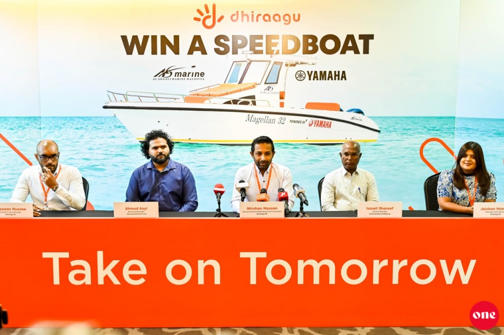 Dhiraagu ge aharee dhuvahu mi faharu dhenee 1.6 million rufiyaa ge High Speed launch eh