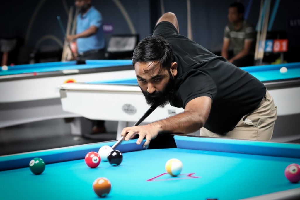 Gaumee billiard mubaaraiyy fashaifi, furathama match thahves foarigadha
