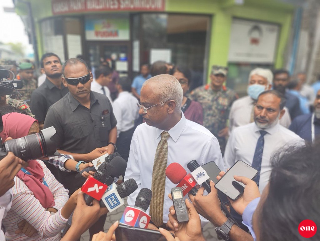 Kamaa behey faraai thakaa miadhu bahddhalu kuraanan, avas fiyavalhu thakeh alhaanan: Raees