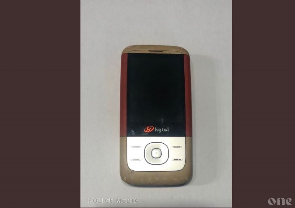 Woman under the influence searched, recovered stolen phone