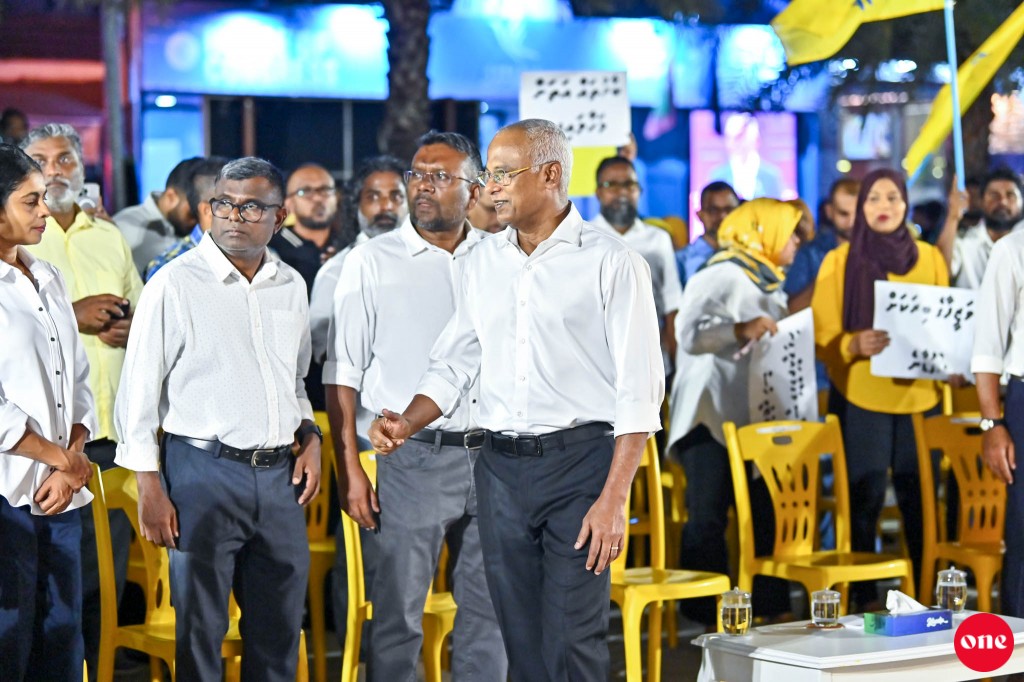 Badhalu dhin massalaiga Solih aai Fayyaz ah thahugeegu hingai dhauvaakuran hushahelhi gothah majilis in faaskoffi