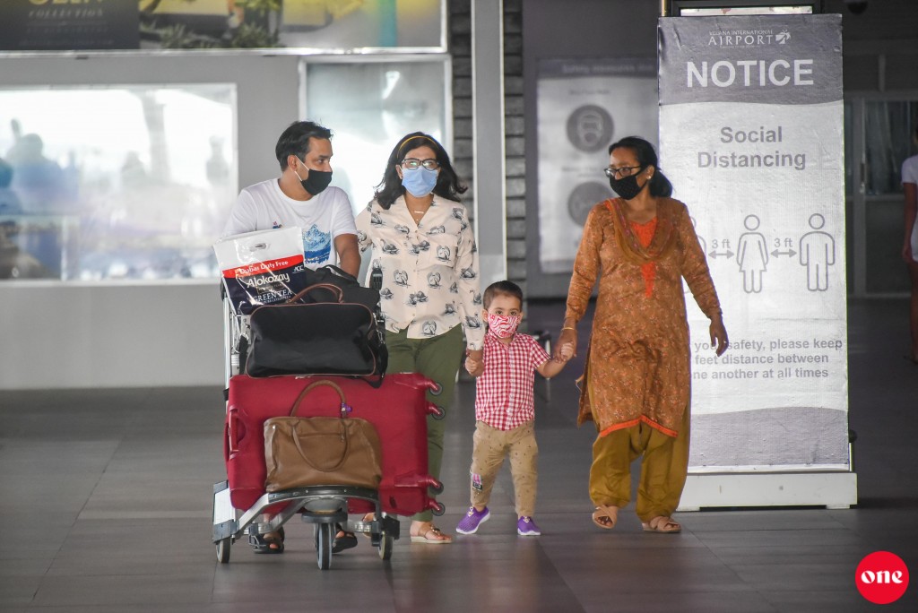 #OnePhoto: Fathuruverin aun ginave, Airport ah dhirun