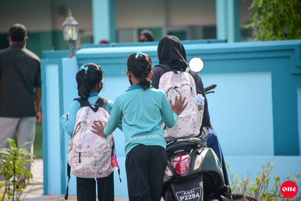 School hulhuvumuge kurin dharivarun ah foiy thah libeyne: Minister