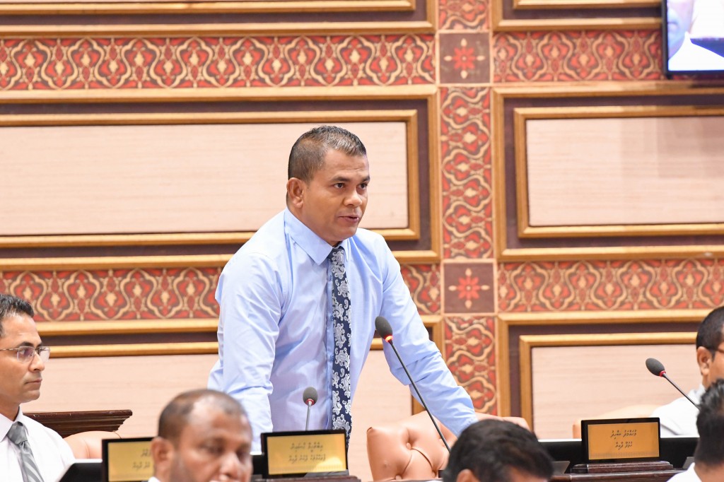 Raees Yaameen gendhavanee, raees Muizzuge aailaa aa jassaalai, fithuna fasaadha kuramun: Shahid