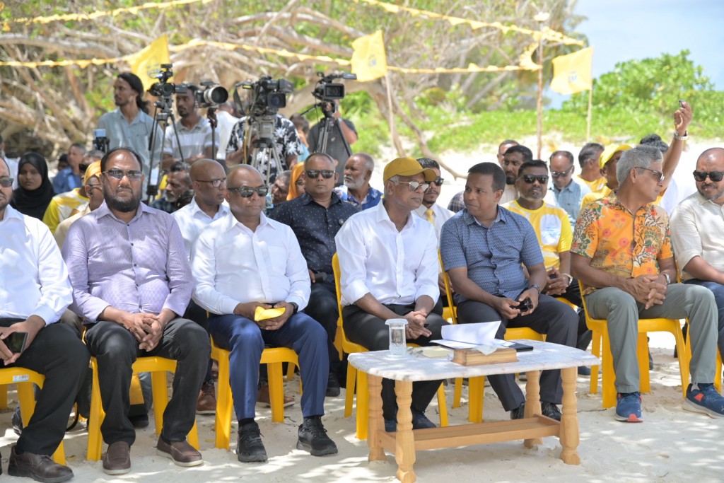 Thakandhoo ah Raees ge vaudhuthakeh: Bandharu bodukoh ijuthimaaee marukazeh gaaimukoh dhinun
